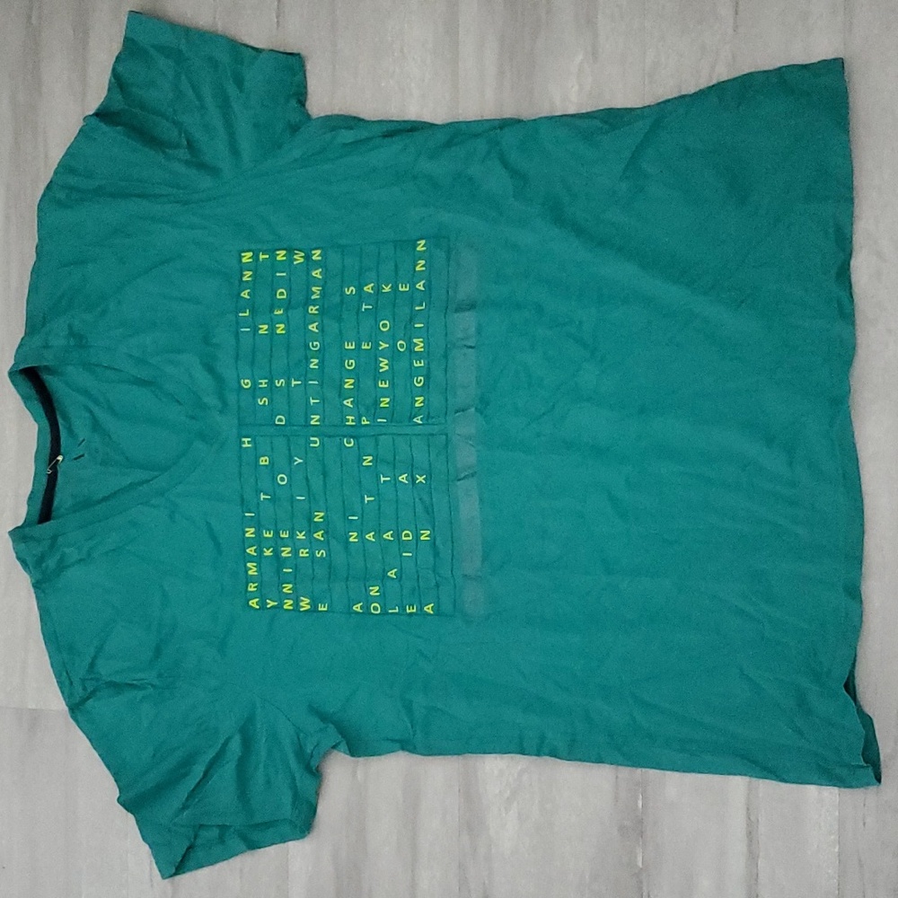 ARMANI EXCHANGE V- NECK T SHIRT size XL